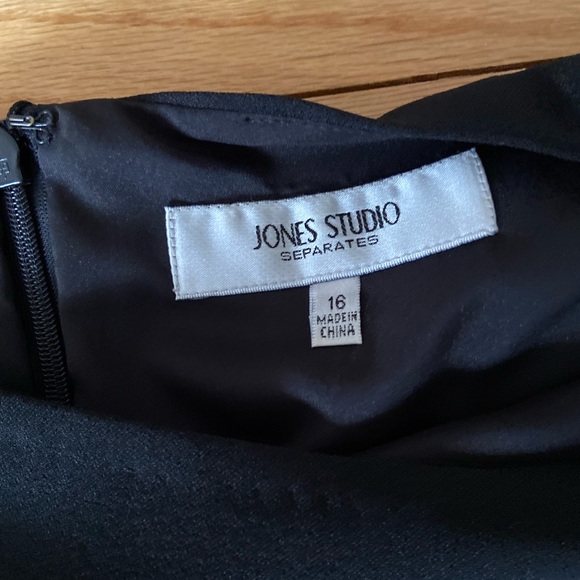 Jones Studio Block Dress - Picture 5 of 7